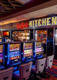 Player joining Bikini Paradise table on mobile and desktop screens with live dealer video